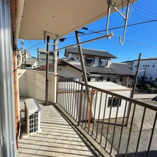 センチュリー21 別館【2階】の内装