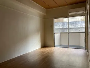 牛田コーポラス【1階】の居間