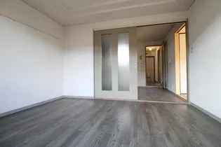 クオリティーハイム協栄C【1階】の居間