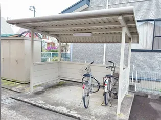 シャイン コート【2階】の地図