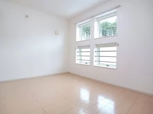 シャイン コート【2階】の内装