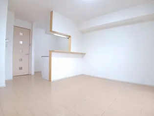 シャイン コート【2階】の居間