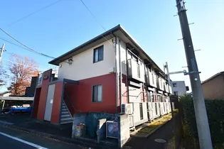 アズール【1階】の外観