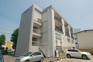 西郡山ビルの画像