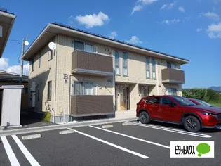 山形県東根市中央東1【アパート】の外観