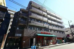 東京都新宿区西五軒町【マンション】の外観