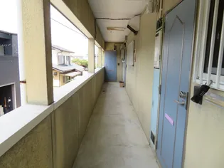 アレスト西富山【2階】の地図