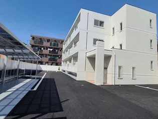 みどり6【2階】の外観