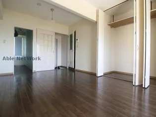 ドエルクシマII【4階】の居間