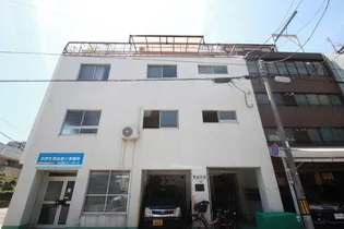 川本ビル【2階】の外観