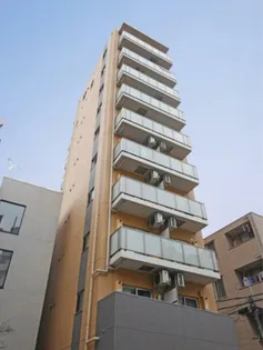 フェール東新宿【4階】の外観