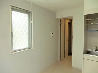 ピッコロ西ケ原【1階】の居間