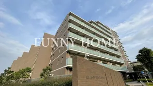 リージア経堂テラスガーデン【1階】の外観