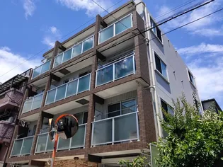 ブランドール中野【1階】の外観