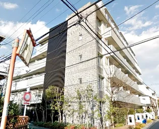 東京都新宿区西落合1【マンション】の外観