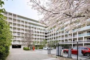 東京都品川区上大崎2【マンション】の外観