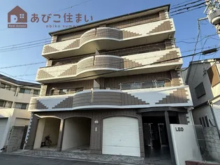 LEO【3階】の外観