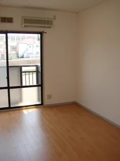 中村ハイツ【2階】の居間