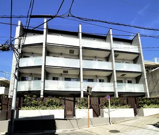 IPSE代々木上原DLXの外観