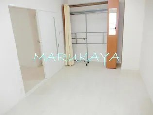 セピアハイツ【2階】の居間