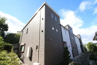 愛知県名古屋市瑞穂区彌富町字上山【一戸建】の外観