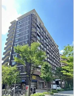ロイヤルパークス桃坂【5階】の外観