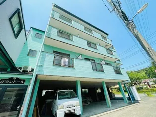 グランドール【3階】の外観