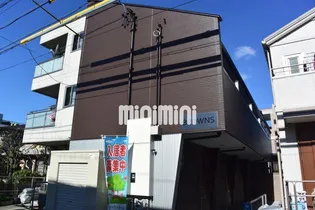 BROWNS【2階】の外観