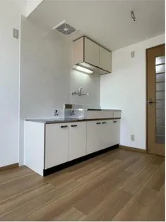 クィーンズコート【4階】のキッチン