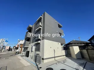 アジュール【1階】の外観