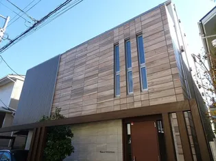 メゾン・ド・代々木上原【2階】の外観