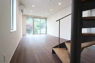 GrandStory西麻布【3階】の居間