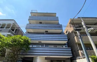 東京都新宿区南町【マンション】の外観