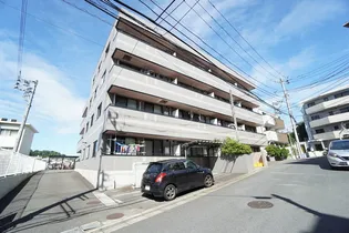 クレボナール三田【3階】の外観