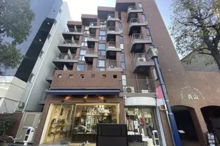 ソフトタウン青山【2階】の外観