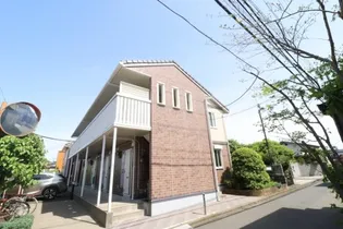 ローズベリーA・B【1階】の外観