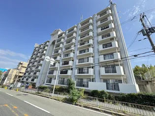 グリースシャトー桃山台の外観