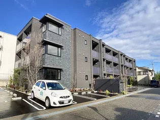 コリーヌ・クレール【2階】の外観