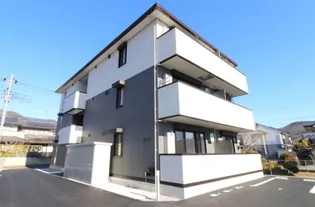 山梨県甲府市屋形1【アパート】の外観