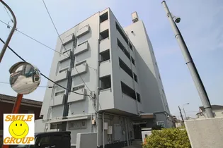 菅野マンション【1階】の外観