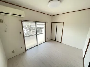 アドニス芝塚【5階】の内装