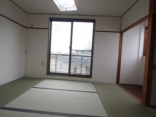 広町マンション【3階】の居間