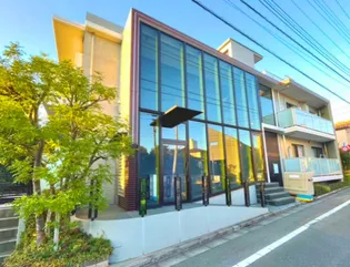 メープルオンザヒル【1階】の外観