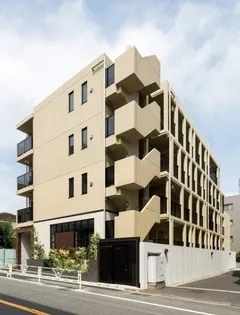 東京都渋谷区初台2【マンション】の外観