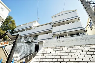 ビバリーヒルズC棟【3階】の外観