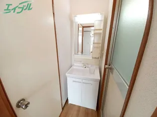 ラフトリー日永【2階】の内装