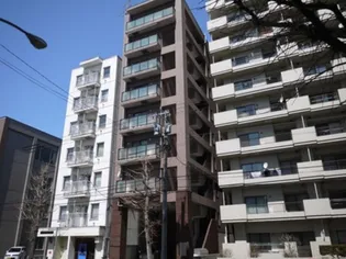 Vertical 18【3階】の外観