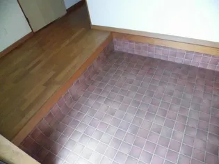 コーポ竹之内 2号棟【1階】の玄関