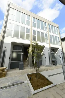 サリースマイル参番館【2階】の外観