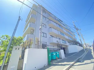 ADD HILLS【1階】の外観